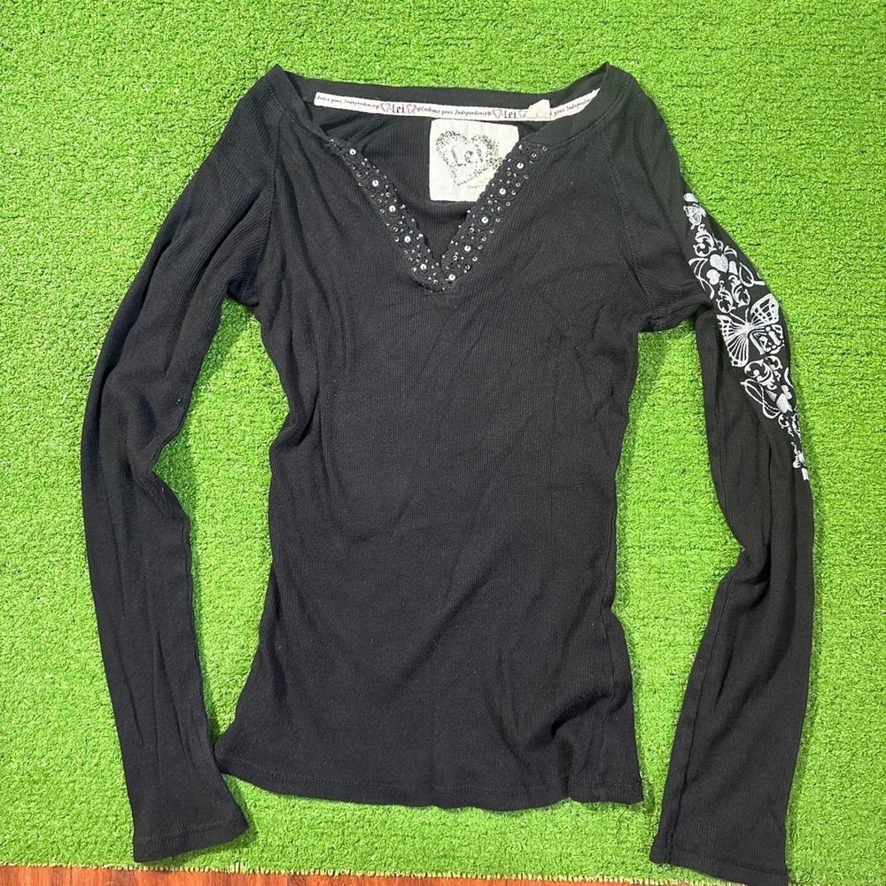 Vintage Y2K L.E.I. Sequin V Neck Long Sleeve Layering Butterfly Goth Grunge - Picture 1 of 7